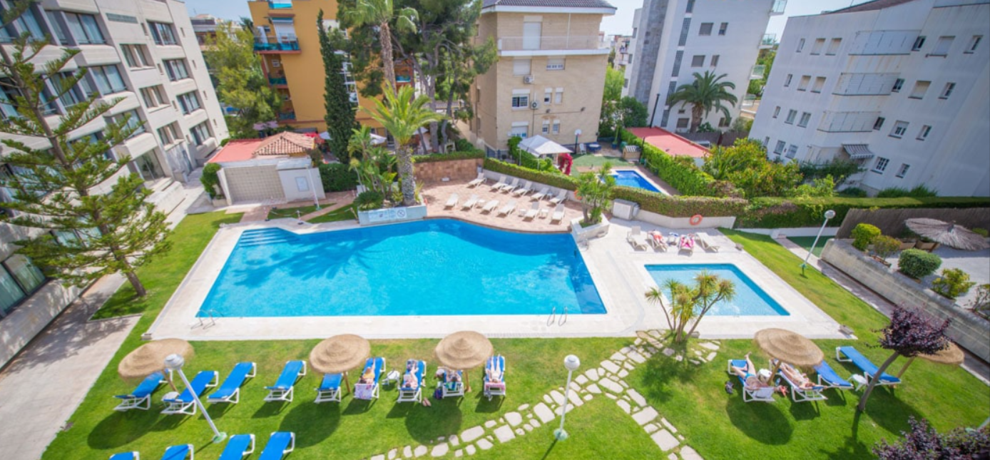 apartamento turístico y una vivienda de uso turístico