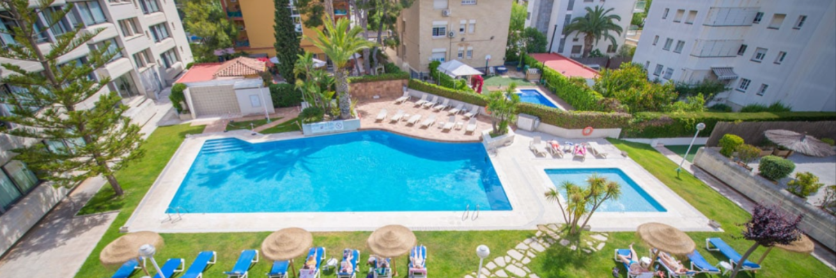 apartamento turístico y una vivienda de uso turístico